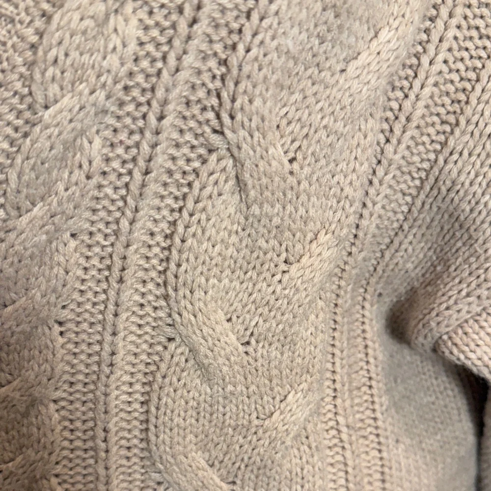 Torrid 14 Oatmeal Chunky Cable Knit Cardigan Soft Academia Cottagecore Grandpa - Picture 6 of 9
